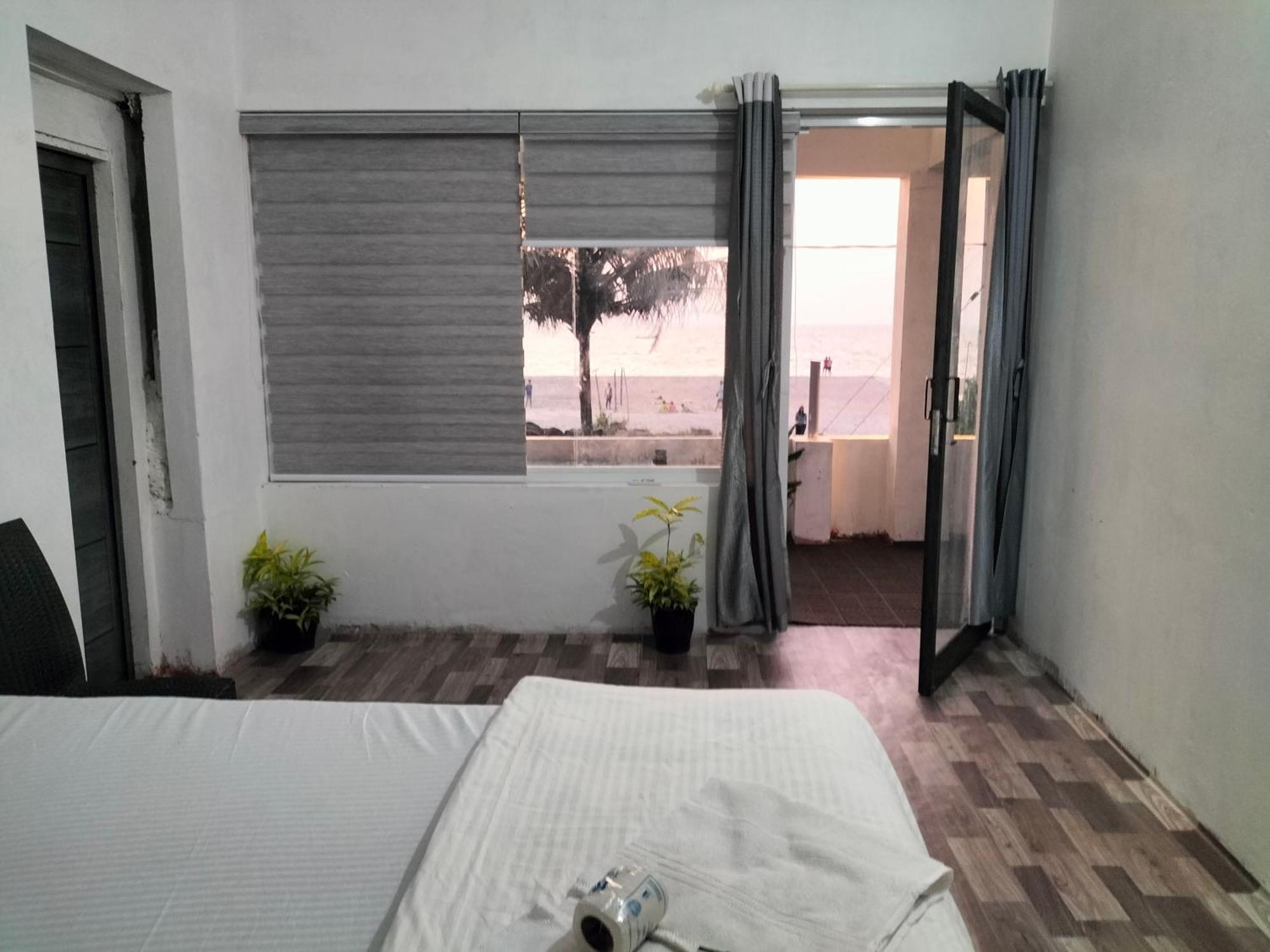 Funky Art Beach House Alappuzha Экстерьер фото