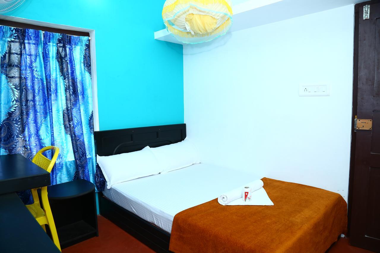 Funky Art Beach House Alappuzha Экстерьер фото